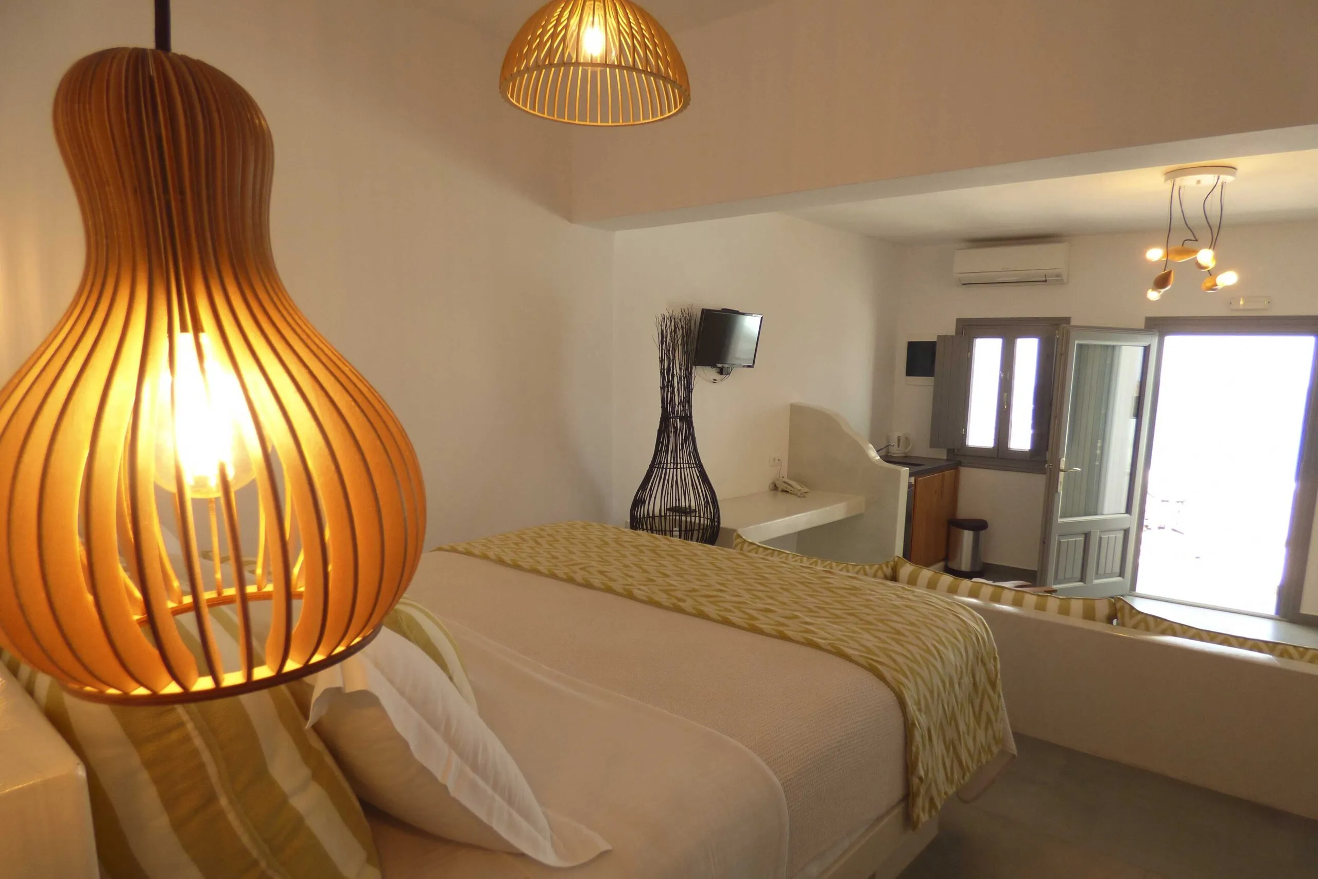 honeymoon suite villa lukas interior